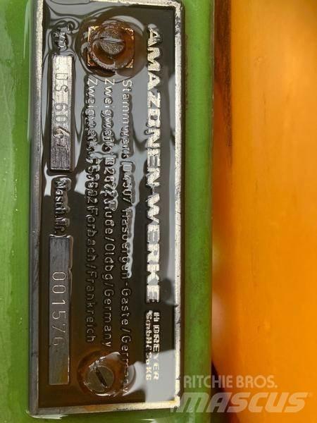 Amazone US604T Vontatott trágyaszórók