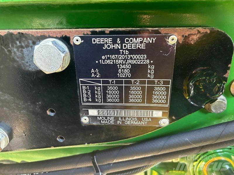 John Deere 6215R Traktorok