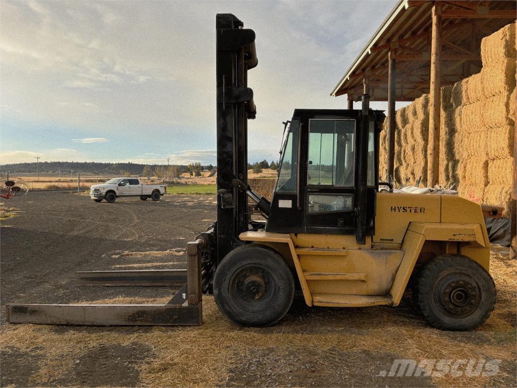 Hyster H210XL Bálafogó