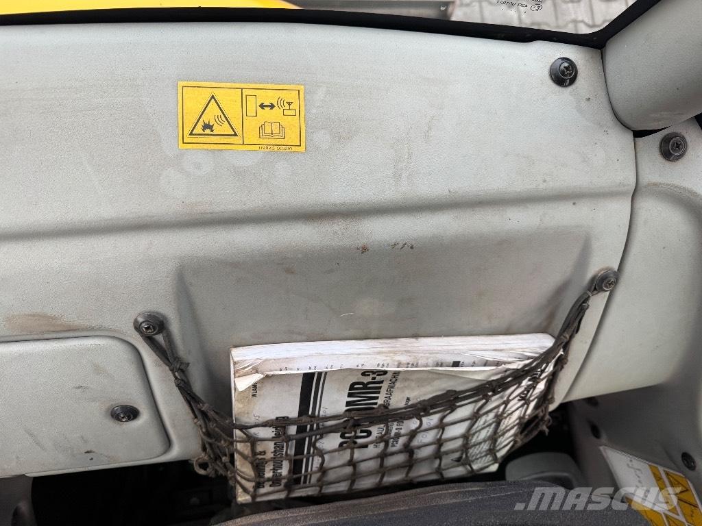 Komatsu PC 80 MR-3 Közepes (midi) kotrók 7 t - 12 t