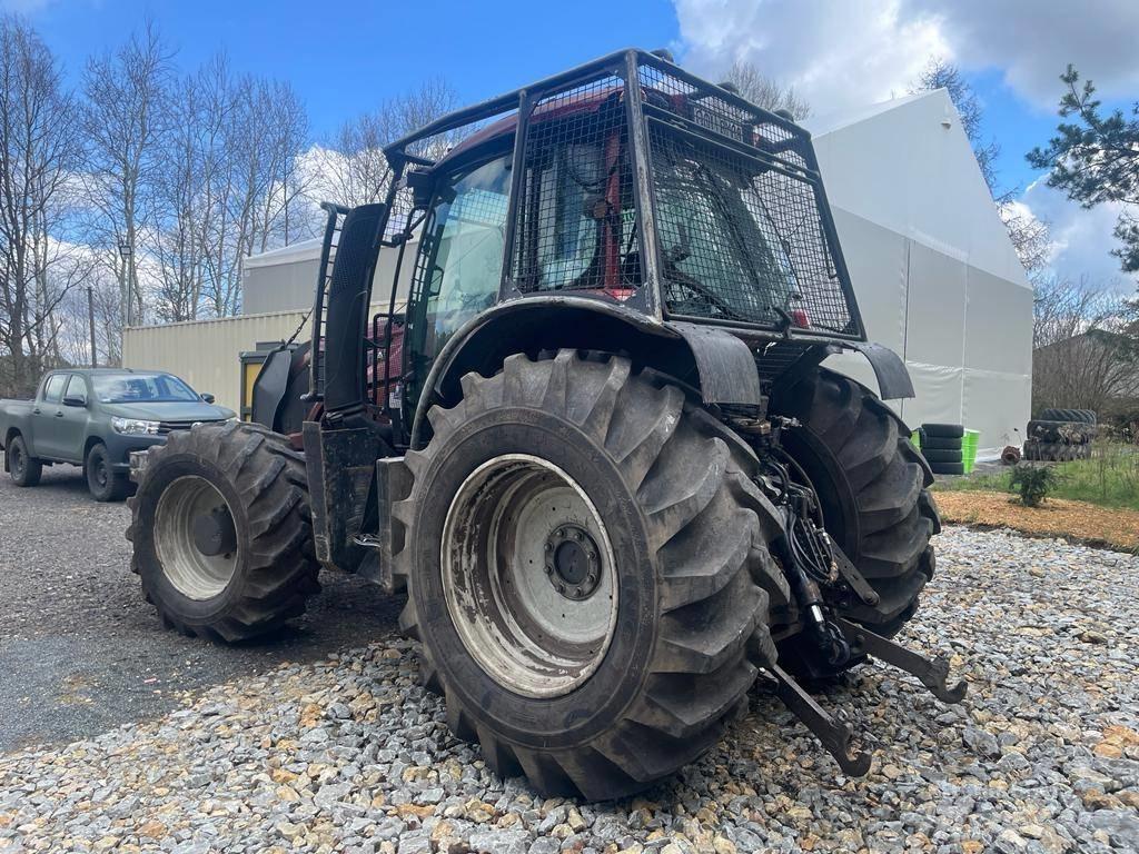 Valtra T254 Active Traktorok