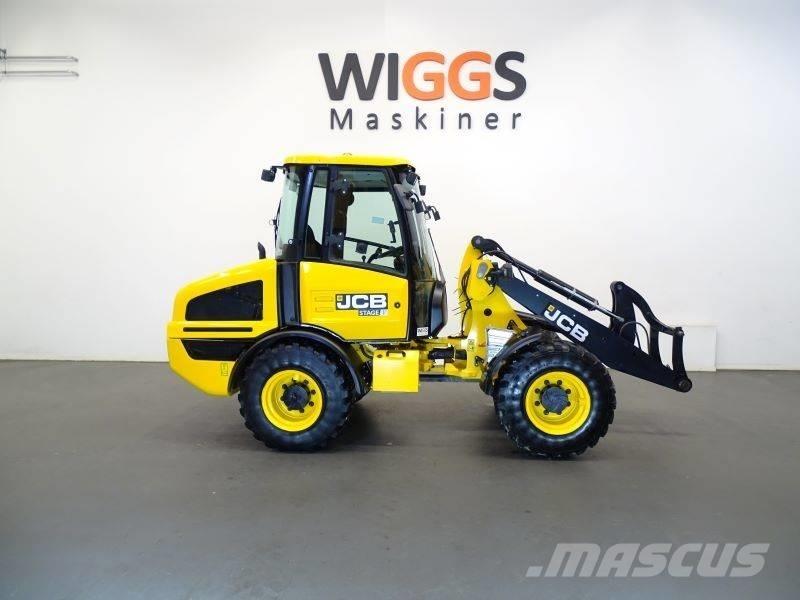 JCB 407 Gumikerekes homlokrakodók
