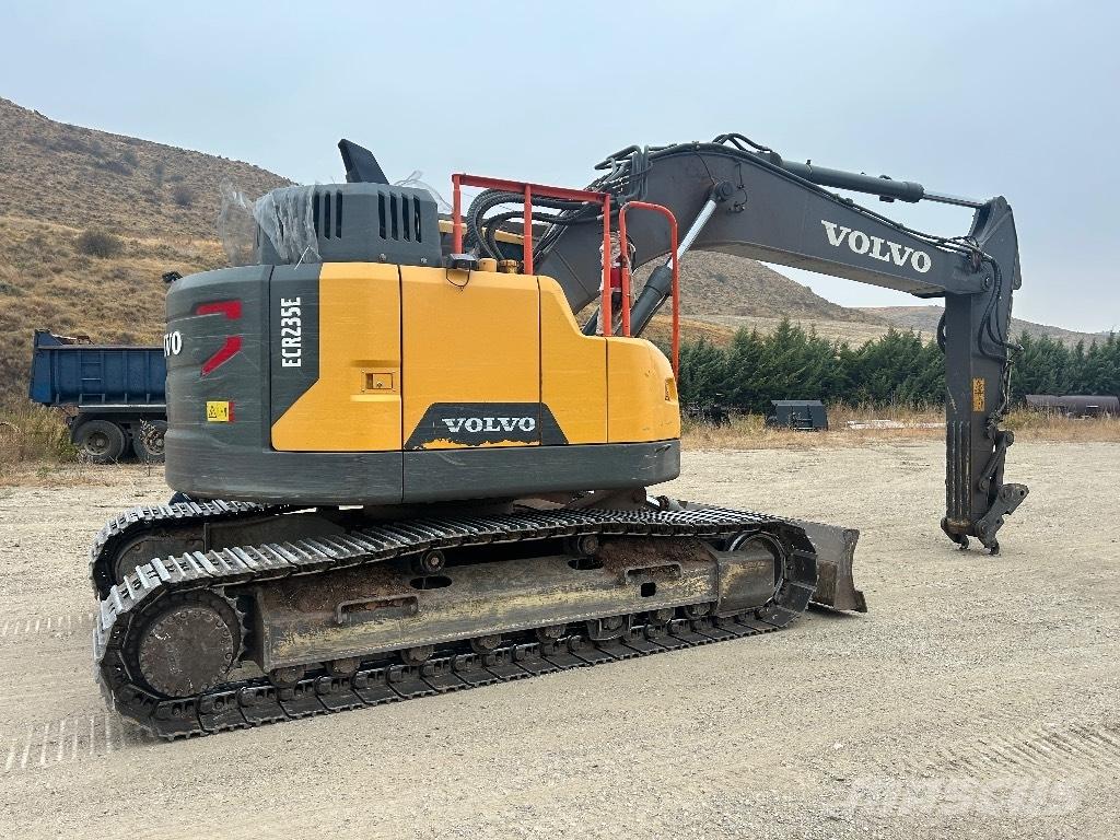 Volvo ECR 235 E Lánctalpas kotrók