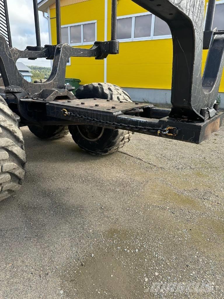 Komatsu 875 Kihordók