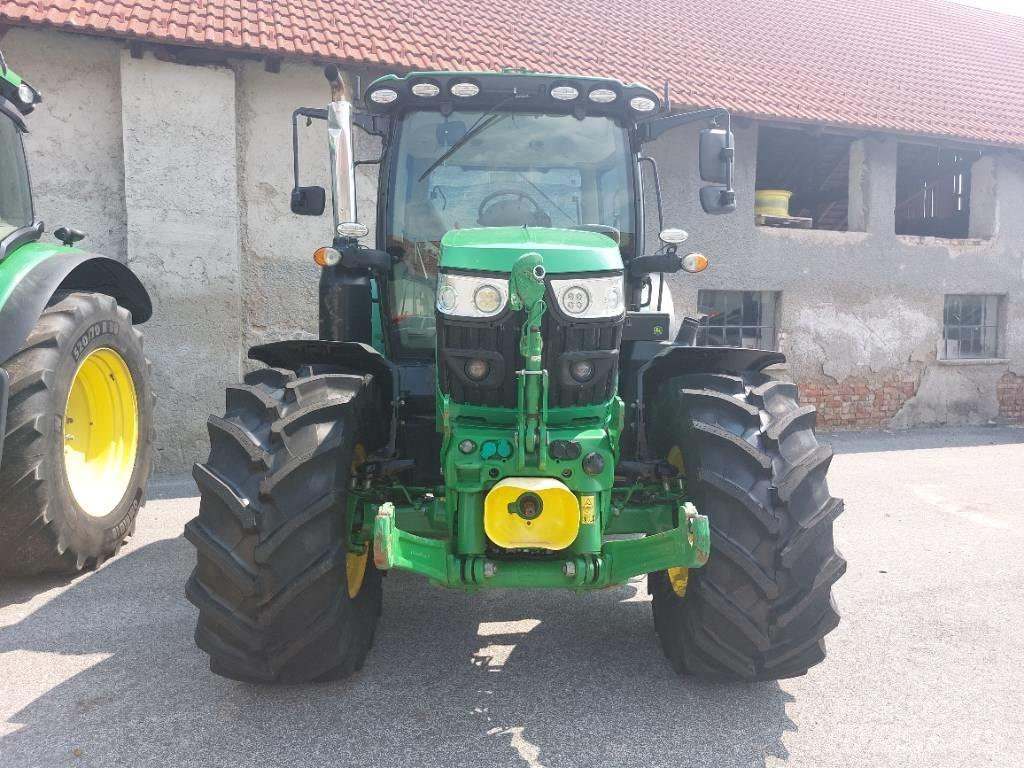 John Deere 6130R Traktorok