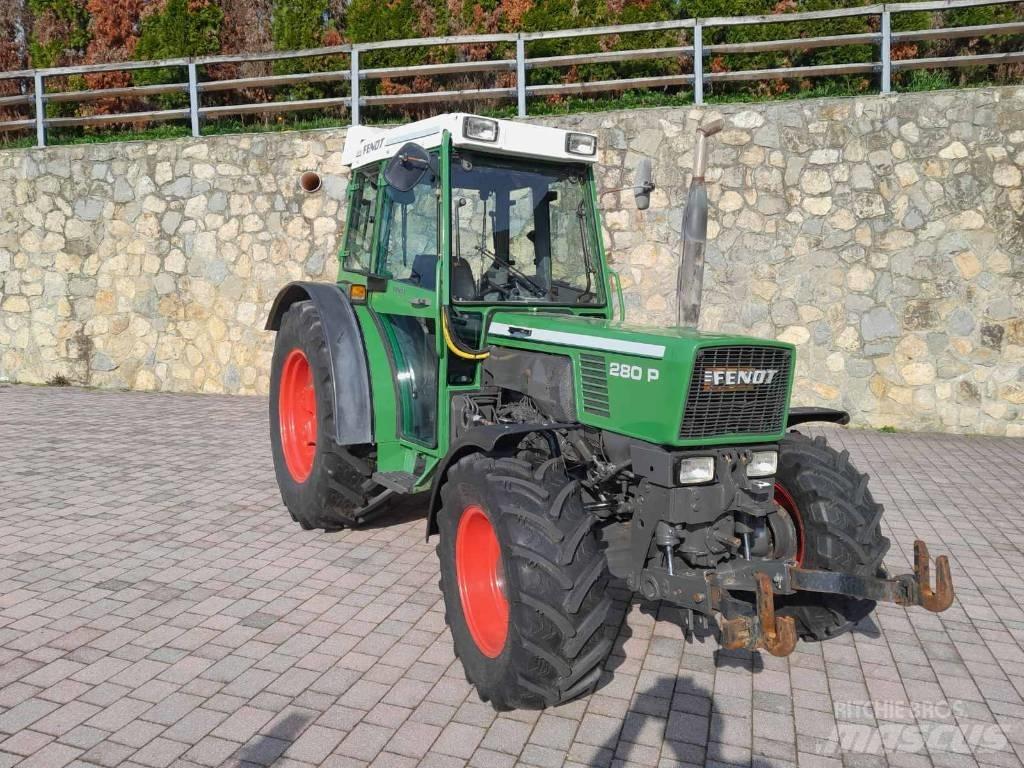 Fendt 208 P Traktorok