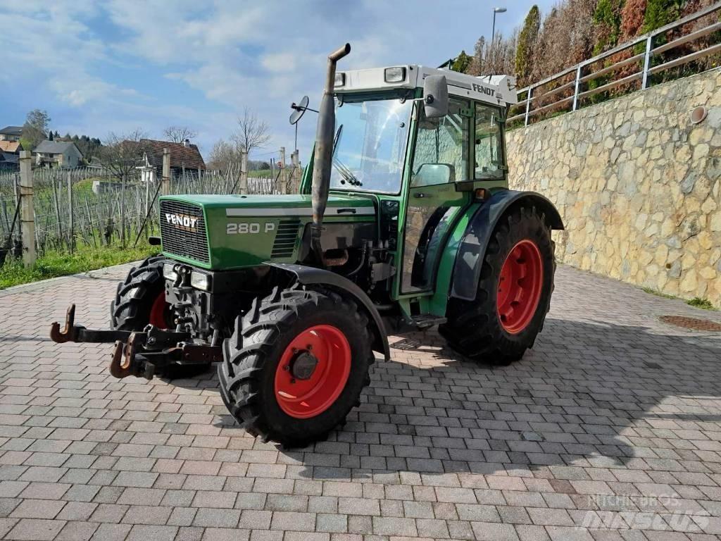 Fendt 208 P Traktorok