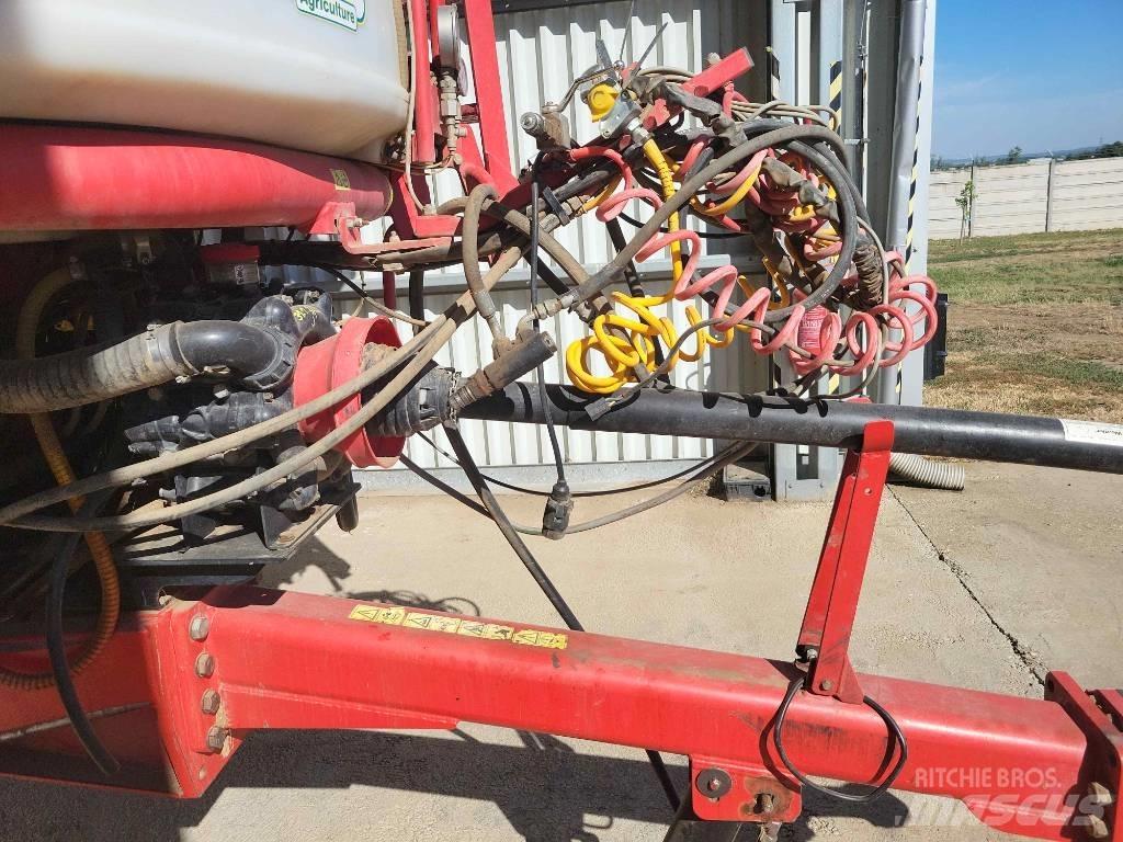 Bargam 6200 Compact Vontatott trágyaszórók