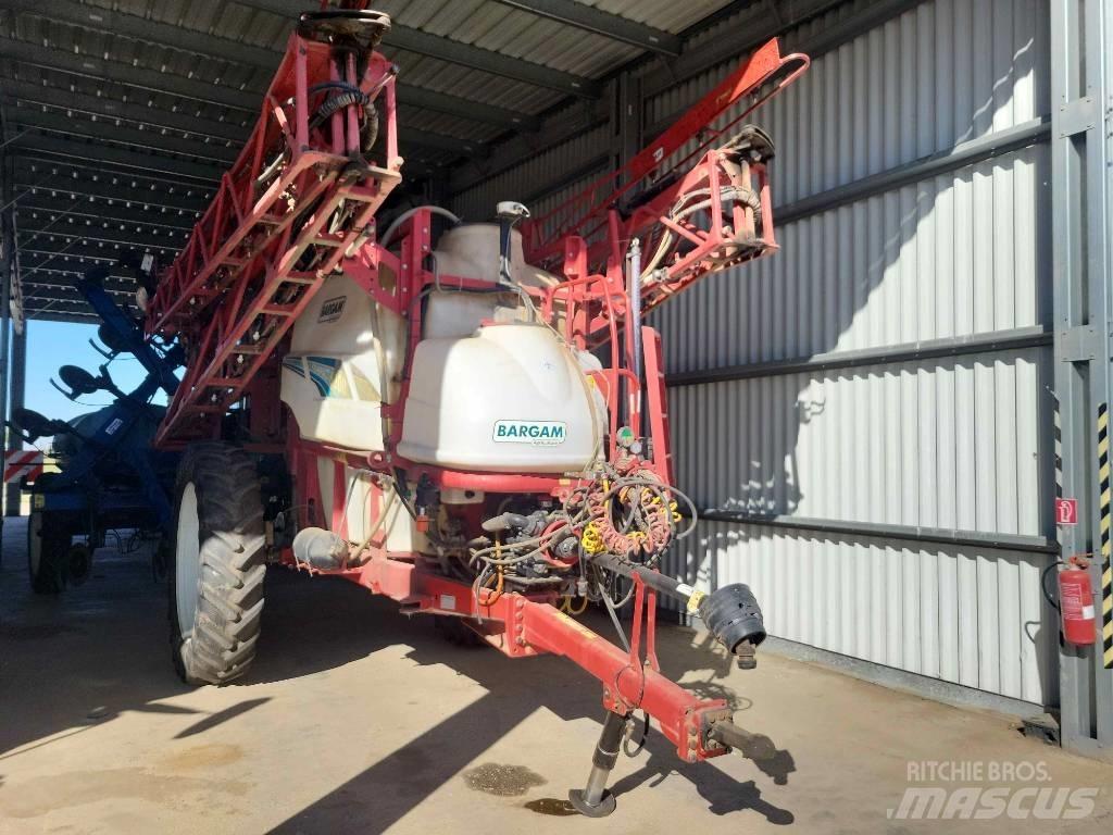 Bargam 6200 Compact Vontatott trágyaszórók