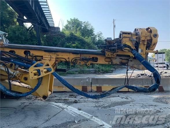 Bauer BG12H Talaj fúró