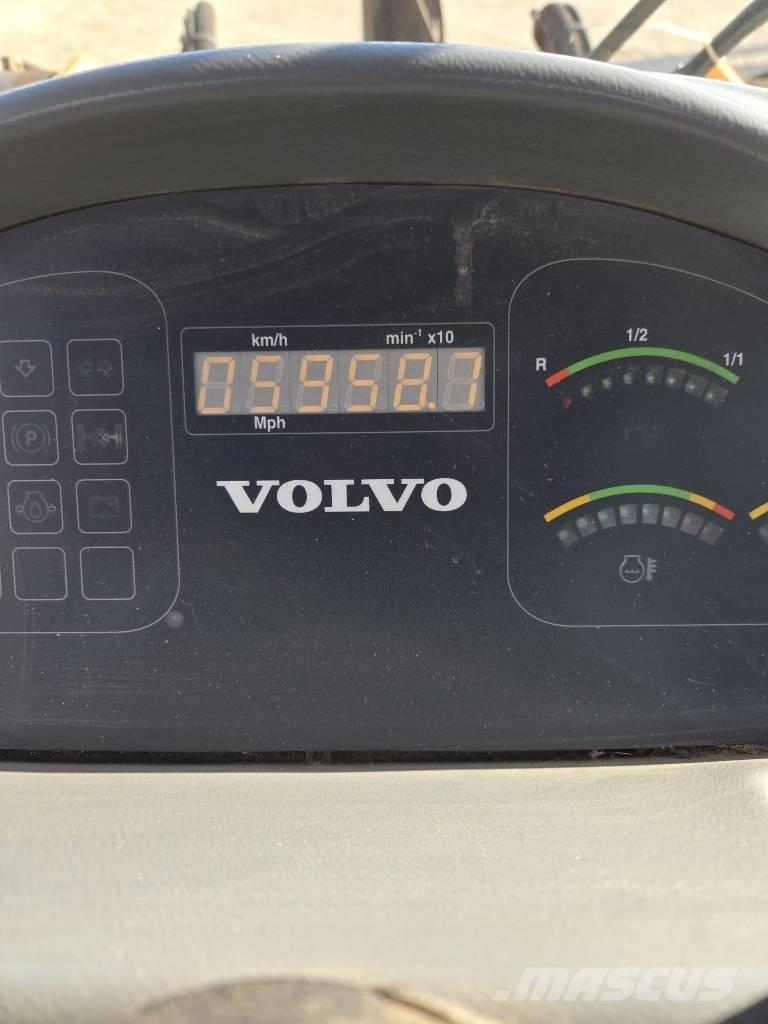 Volvo L 40 B TP Gumikerekes homlokrakodók