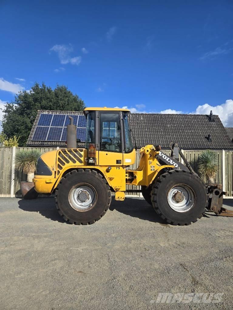 Volvo L 40 B TP Gumikerekes homlokrakodók