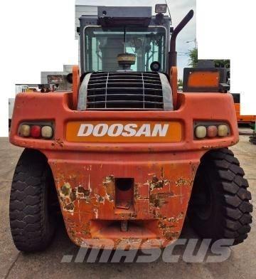 Doosan D 160 S-5 Dízel targoncák