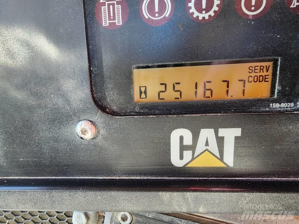 CAT D7R SERIE 2 lánctalpas dózerek