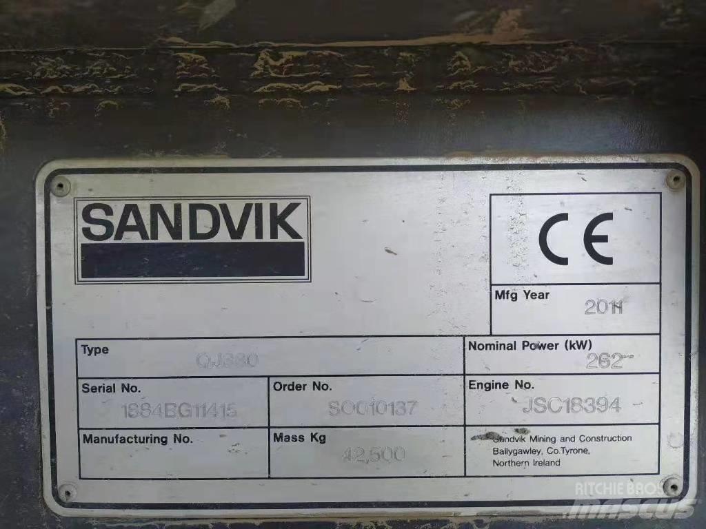 Sandvik QJ330 Mobil törőgépek