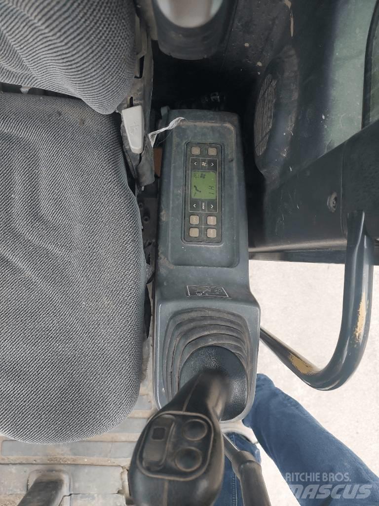 Hyundai R55W-9A Gumikerekes kotrók