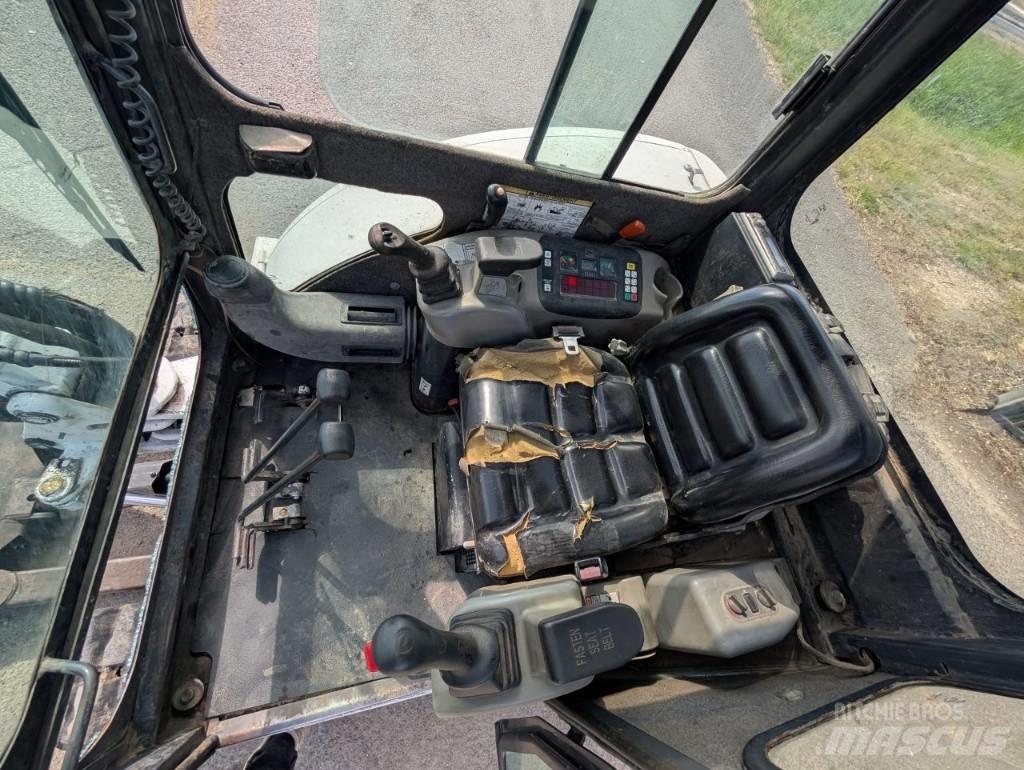 Bobcat 325 G Mini kotrók < 7t