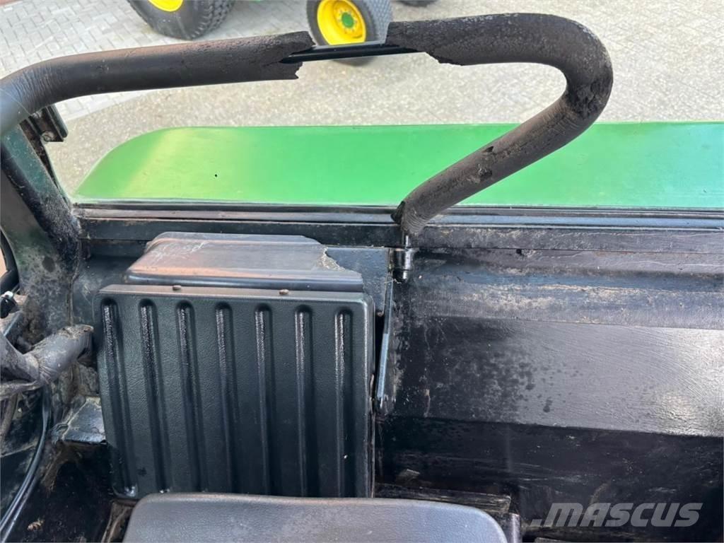 John Deere 1640 Traktorok