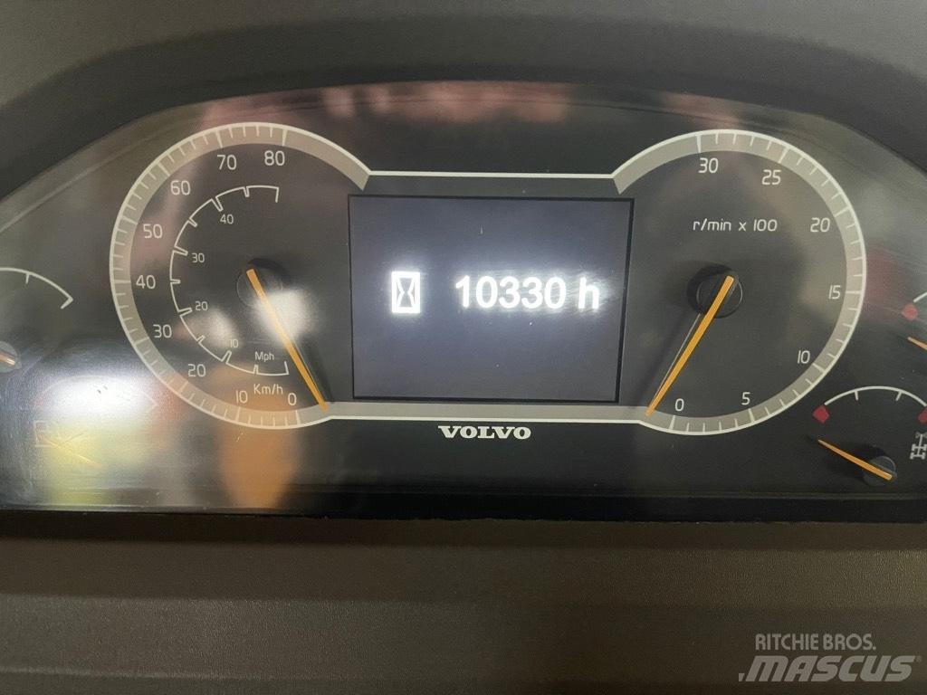 Volvo A 30 G Csuklósdömperek