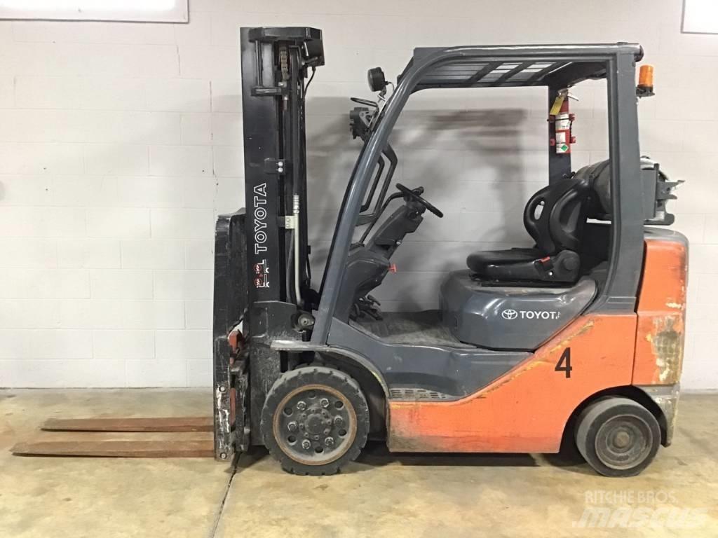 Toyota FGCU25 Targoncák-Egyéb