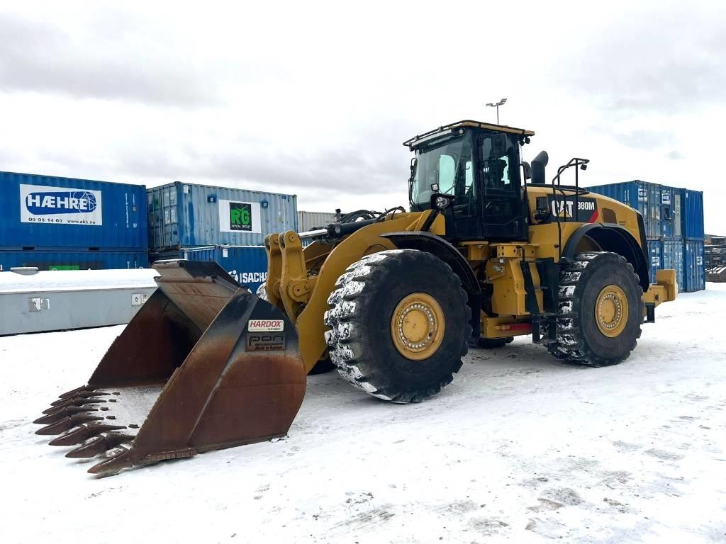 CAT !!SOLD!! 980M Gumikerekes homlokrakodók
