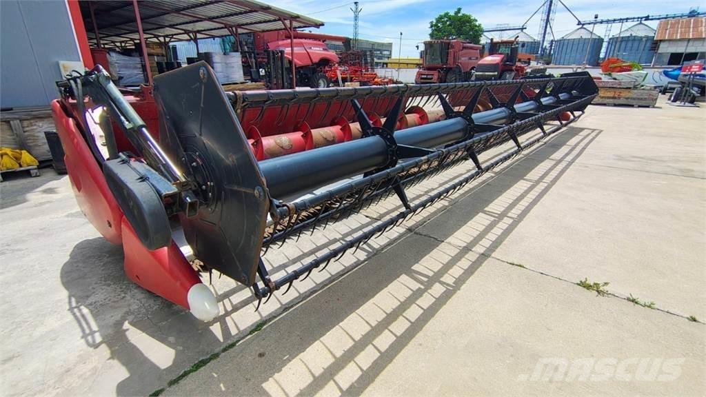 Case IH 3020 Betakarító fejek