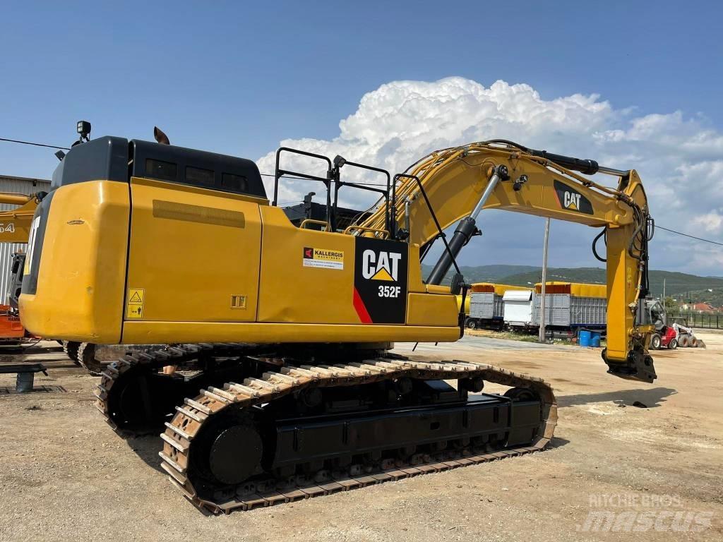 CAT 352FL Lánctalpas kotrók