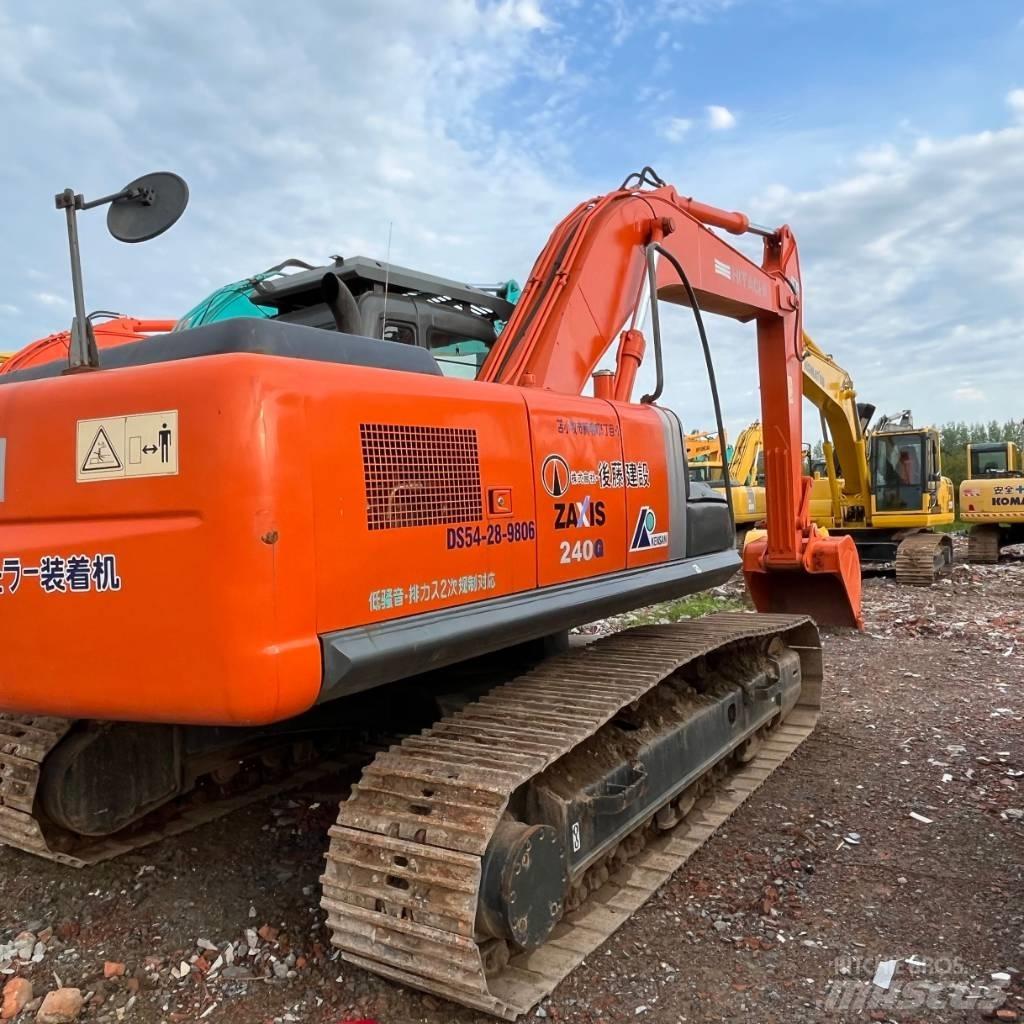 Hitachi zx240 Lánctalpas kotrók