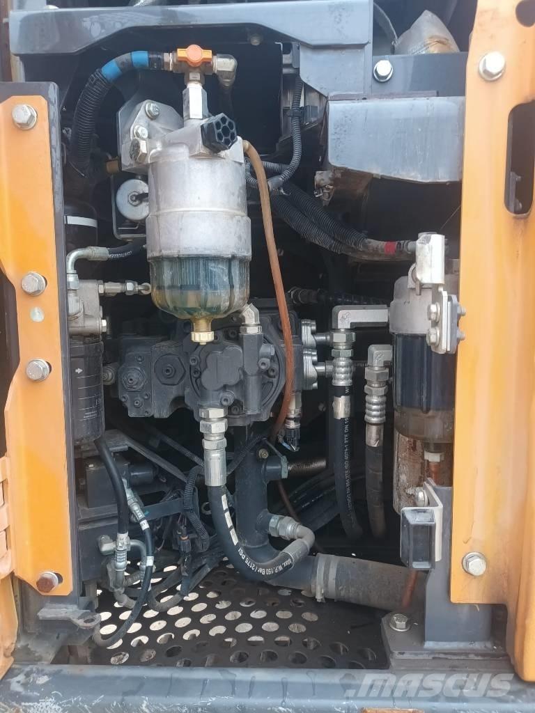 CASE CX 130 D Lánctalpas kotrók