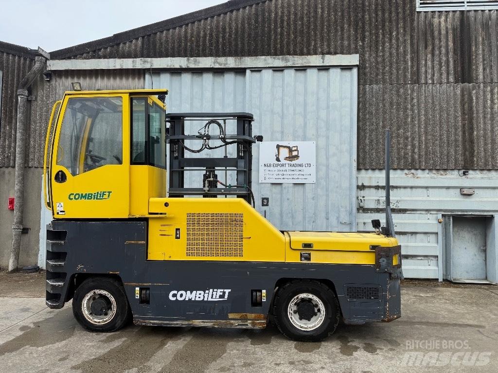 Combilift C 6000 Tolóoszlopos négyutas targonca