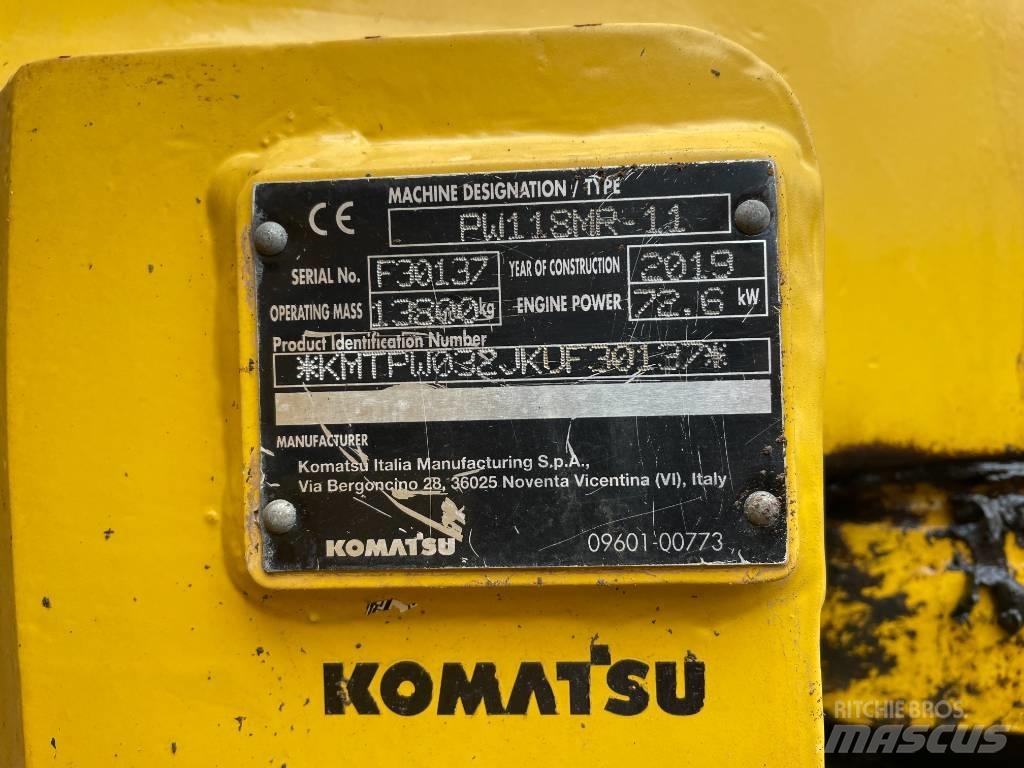 Komatsu PW 118 Gumikerekes kotrók