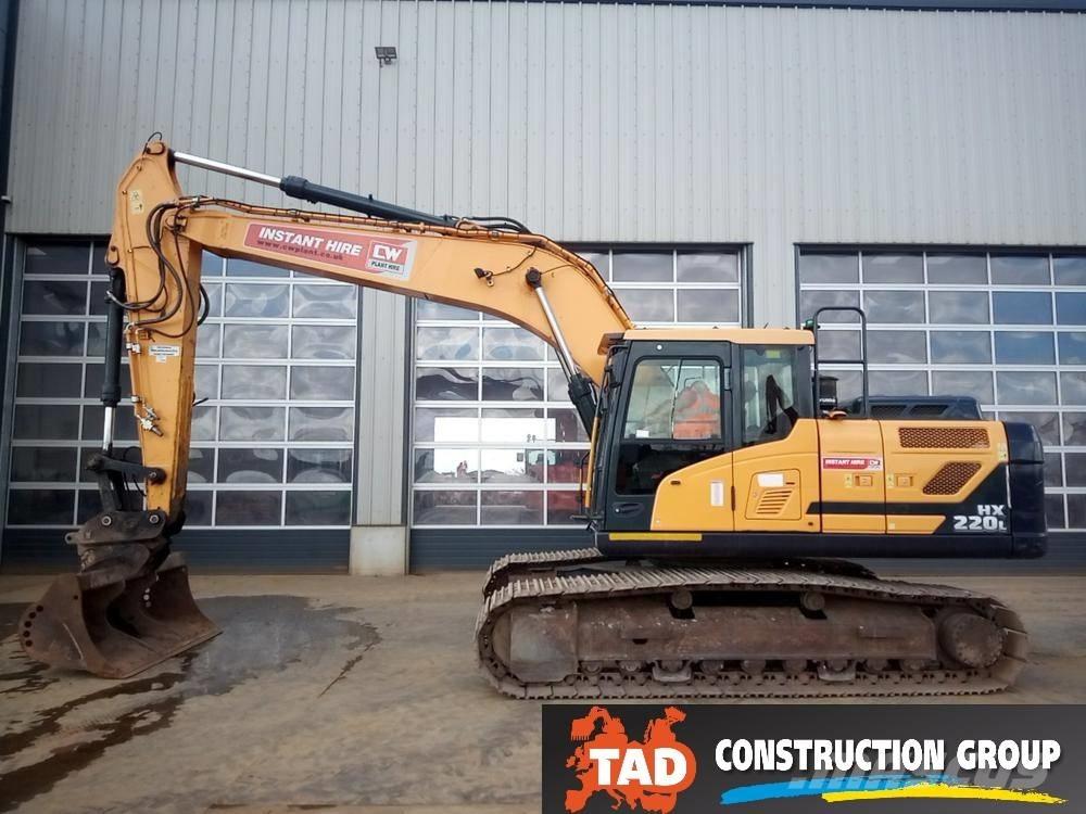 Hyundai HX 220 L Lánctalpas kotrók