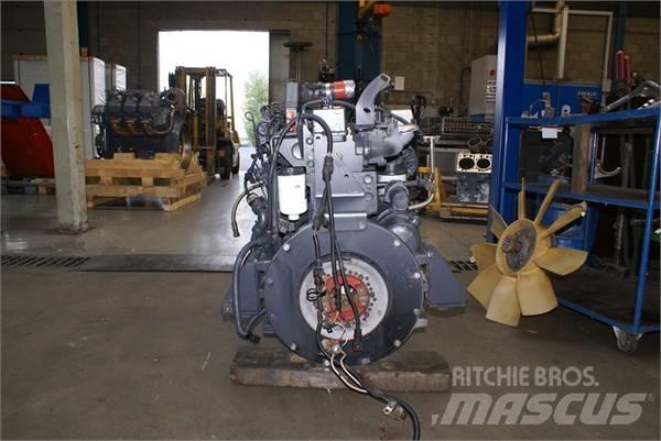 Komatsu S6D114 E1 Motorok