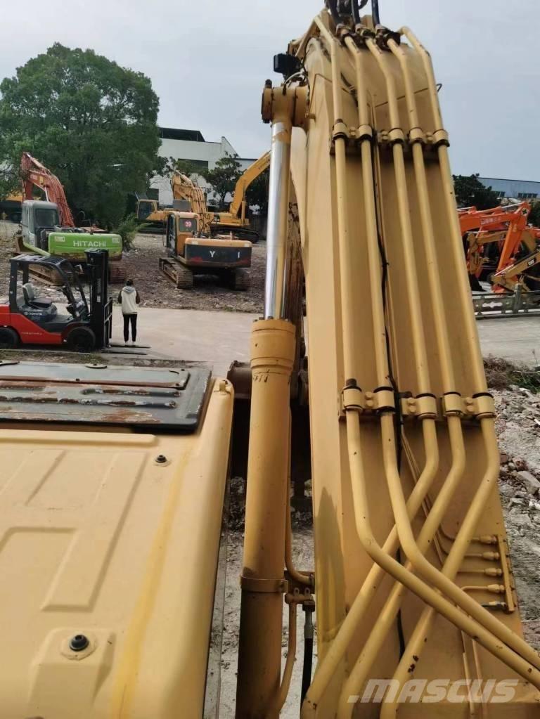 Komatsu PC 400-7 Lánctalpas kotrók