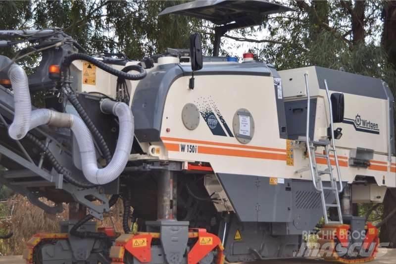 Wirtgen W150 Egyéb
