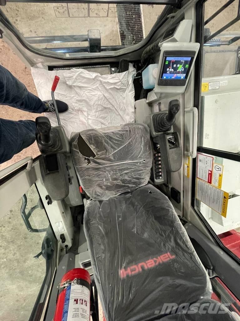 Takeuchi TCR 50 Lánctalpas dömperek