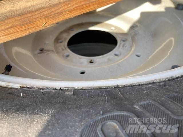 Trelleborg 540/65R34 Gumiabroncsok, kerekek és felnik