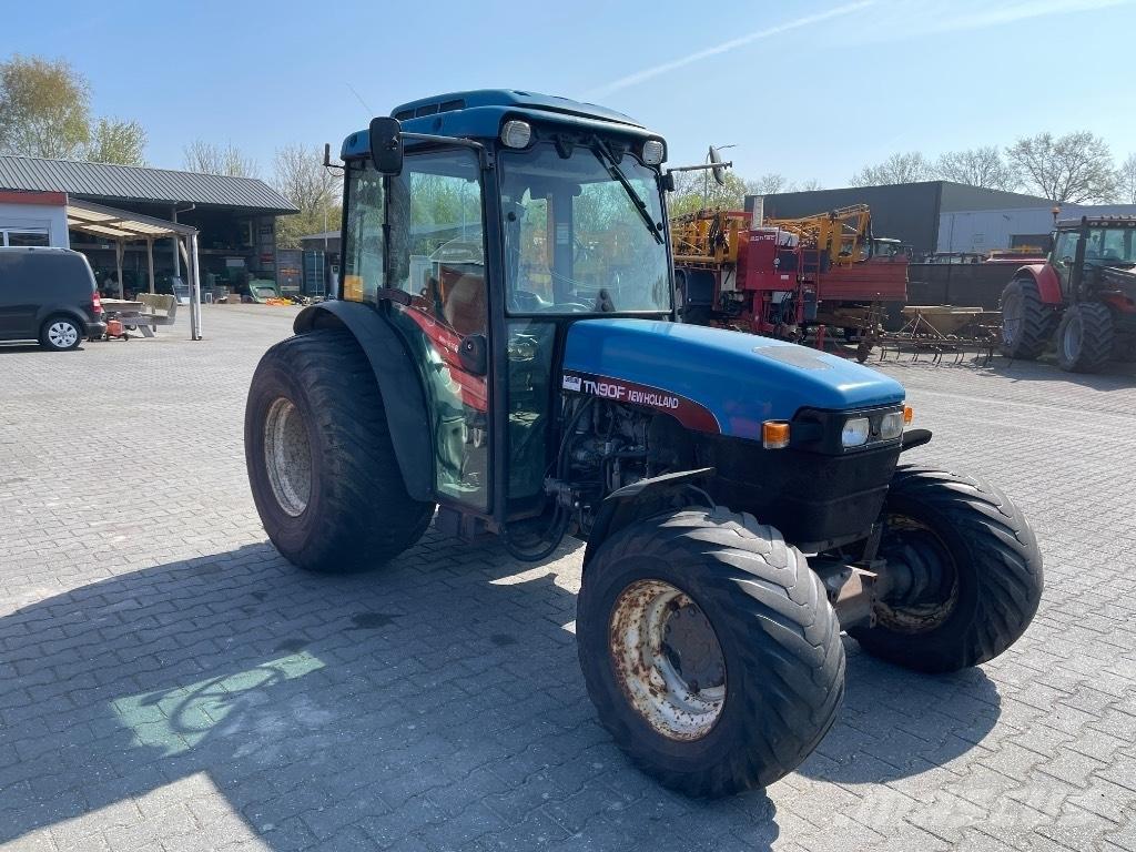 New Holland TN 90 F Traktorok