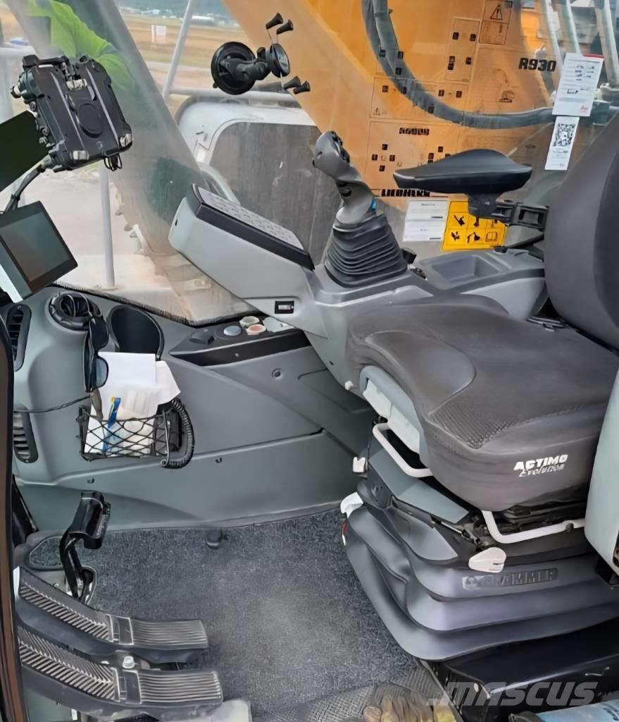 Liebherr R 930 G8 Lánctalpas kotrók