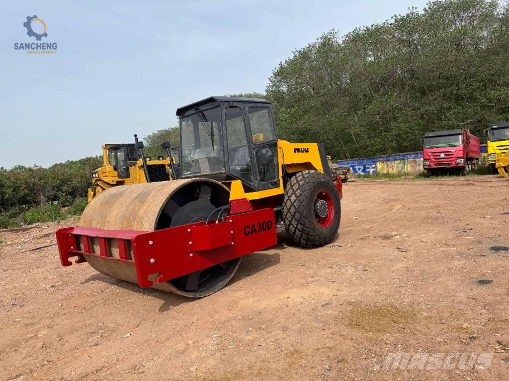 Dynapac CA 30 D Egydobos hengerek
