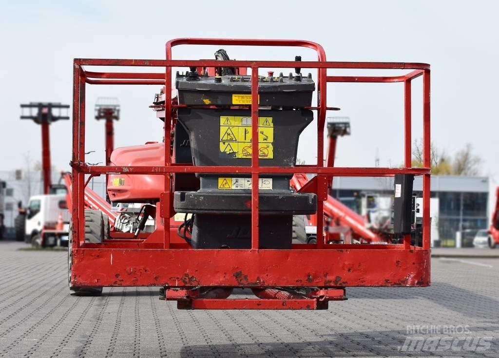 JLG E 600 JP Karos emelők