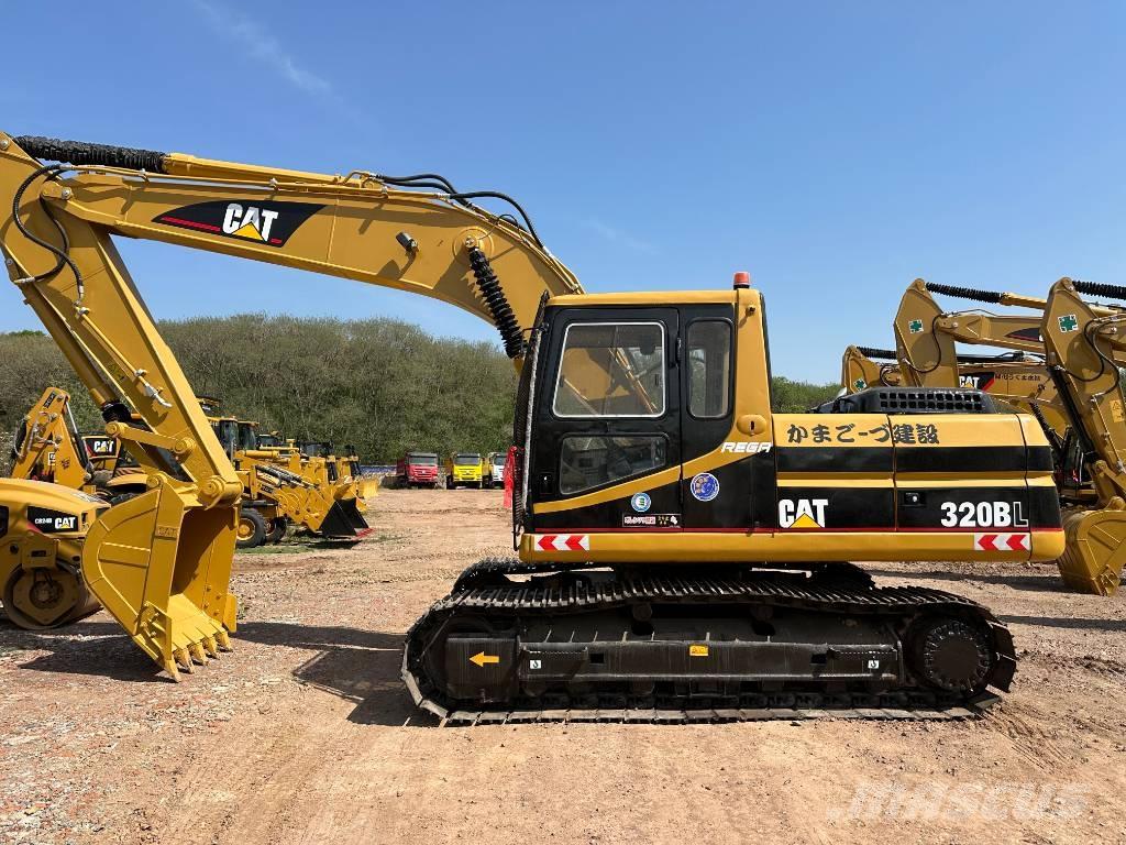 CAT 320 B Lánctalpas kotrók