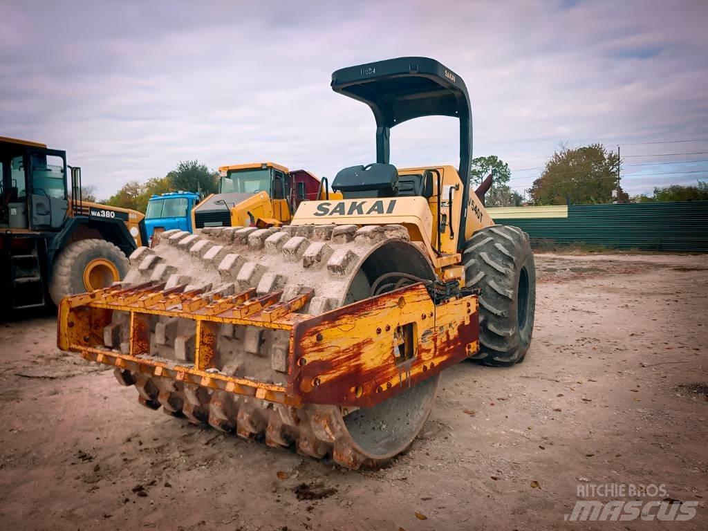 Sakai SV 540 T Egydobos hengerek