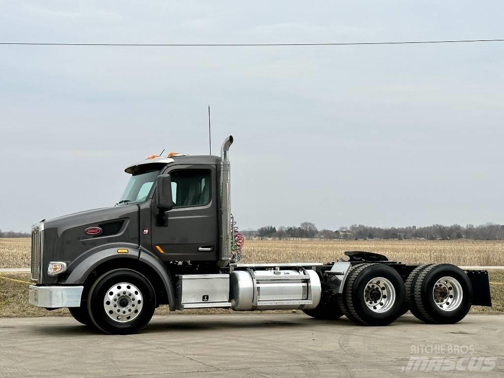 Peterbilt 567 Nyergesvontatók