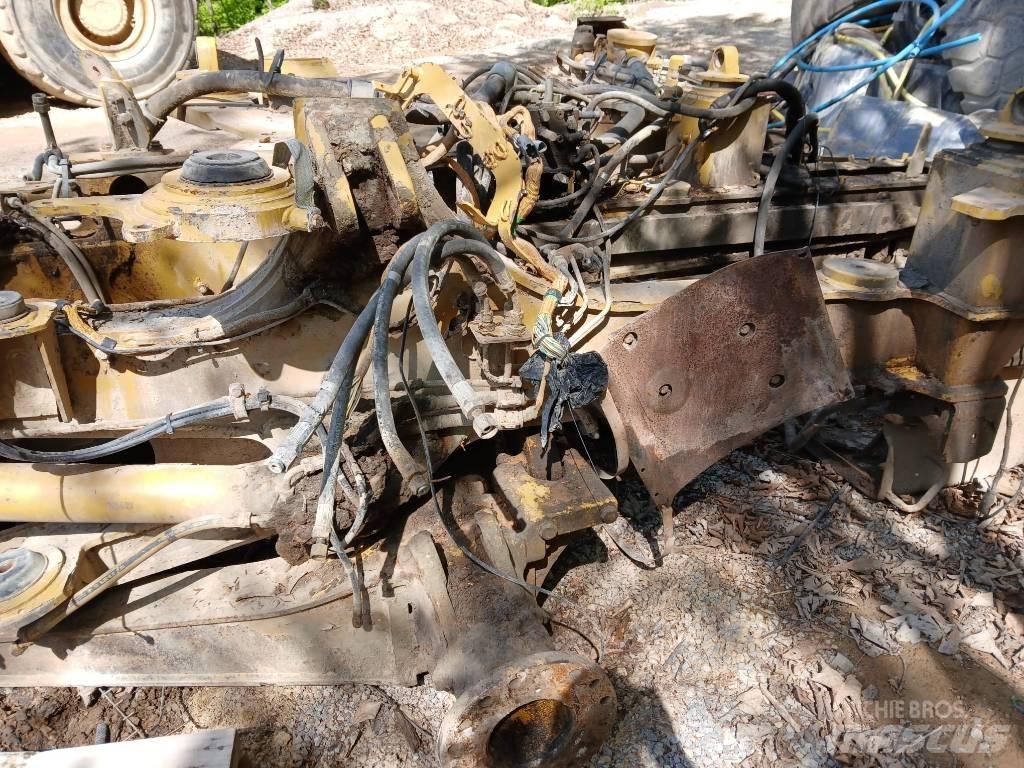 CAT 730 Csuklósdömperek