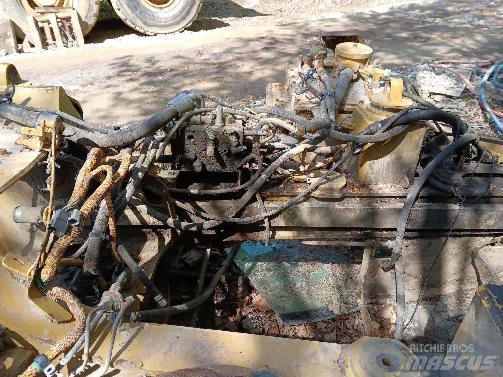 CAT 730 Csuklósdömperek