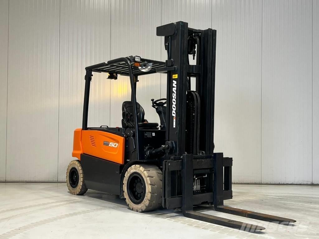 Doosan B50X-7 Elektromos targoncák