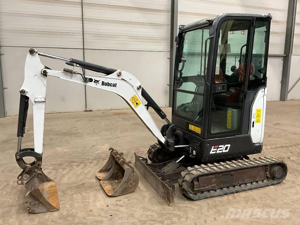 Bobcat E 20 Mini kotrók < 7t