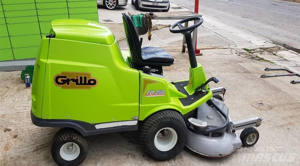 Grillo FD 280 Ráülős fűnyírók