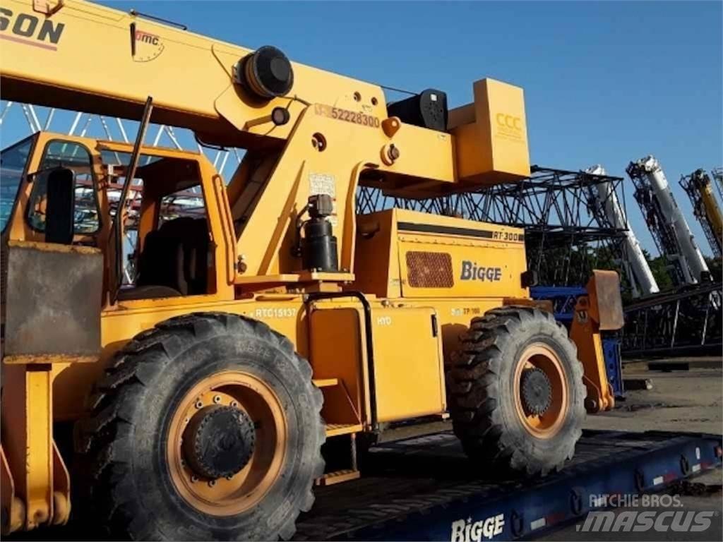 Broderson RT-300 Mobil daruk